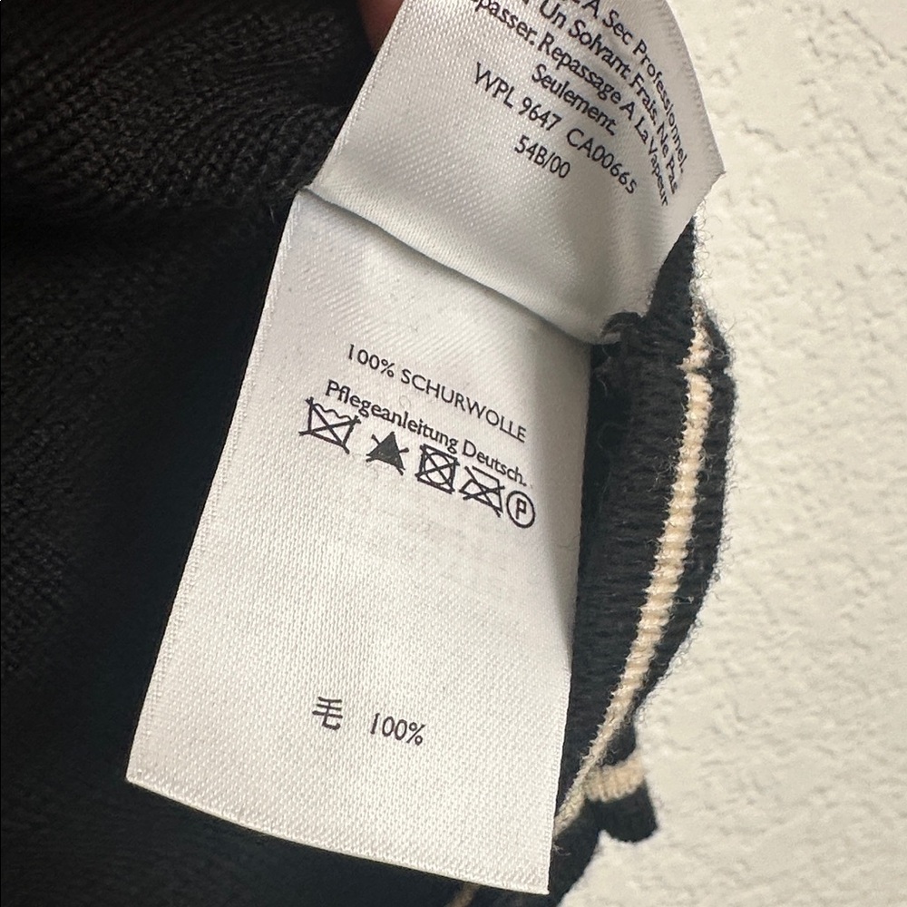 Gorgeous Eddie Bauer black Merino wool sweater XS - Picture 7 of 10